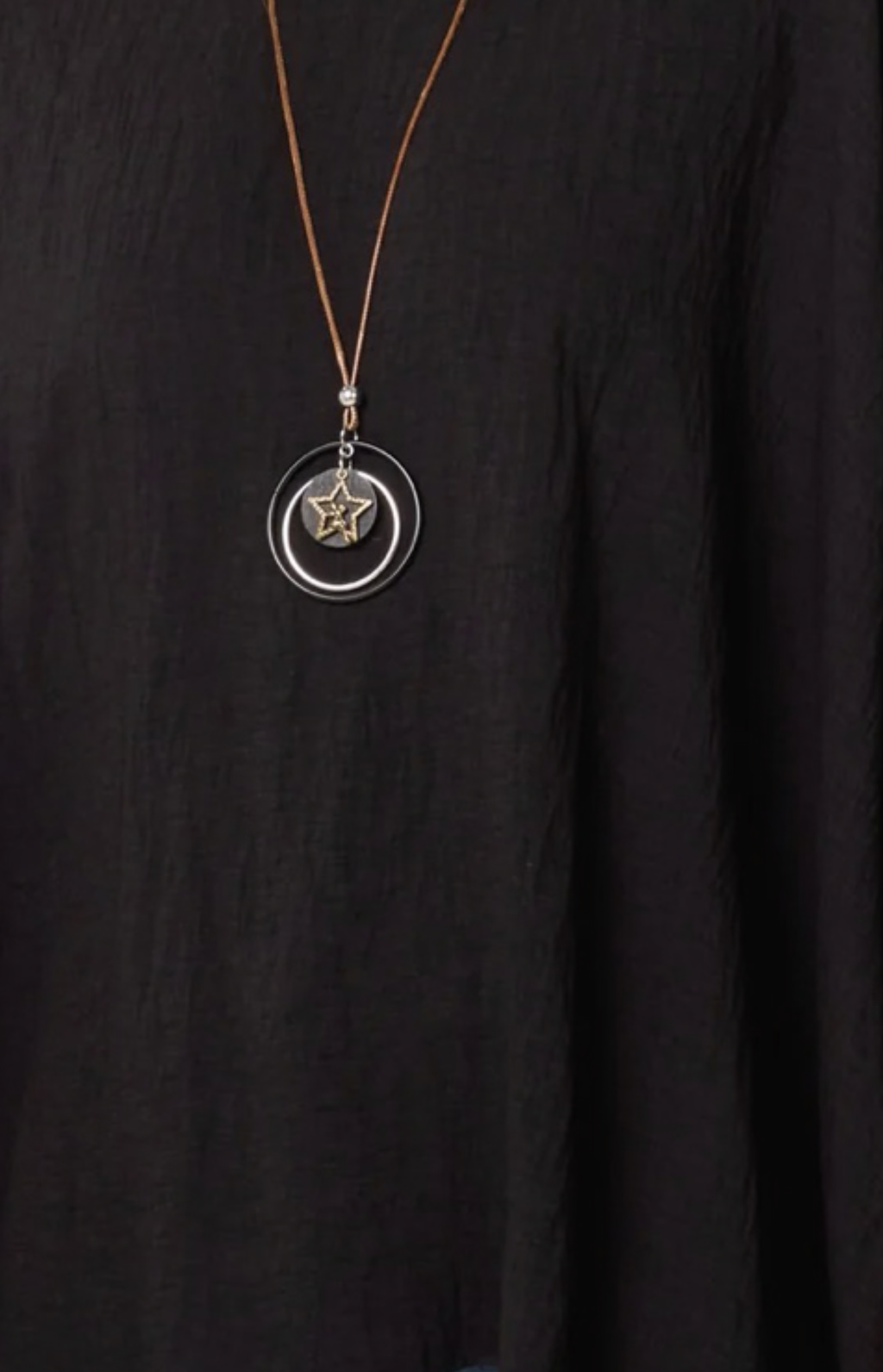 Necklace Batwing Top with Asymmetric Hem – Black 🖤