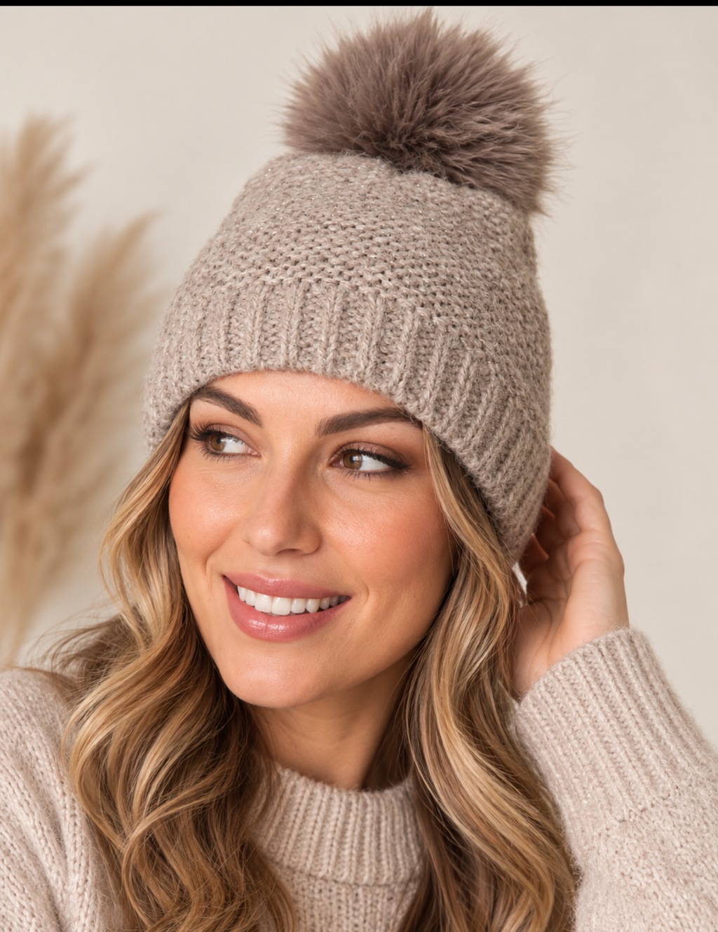 POM POM BEANIE
