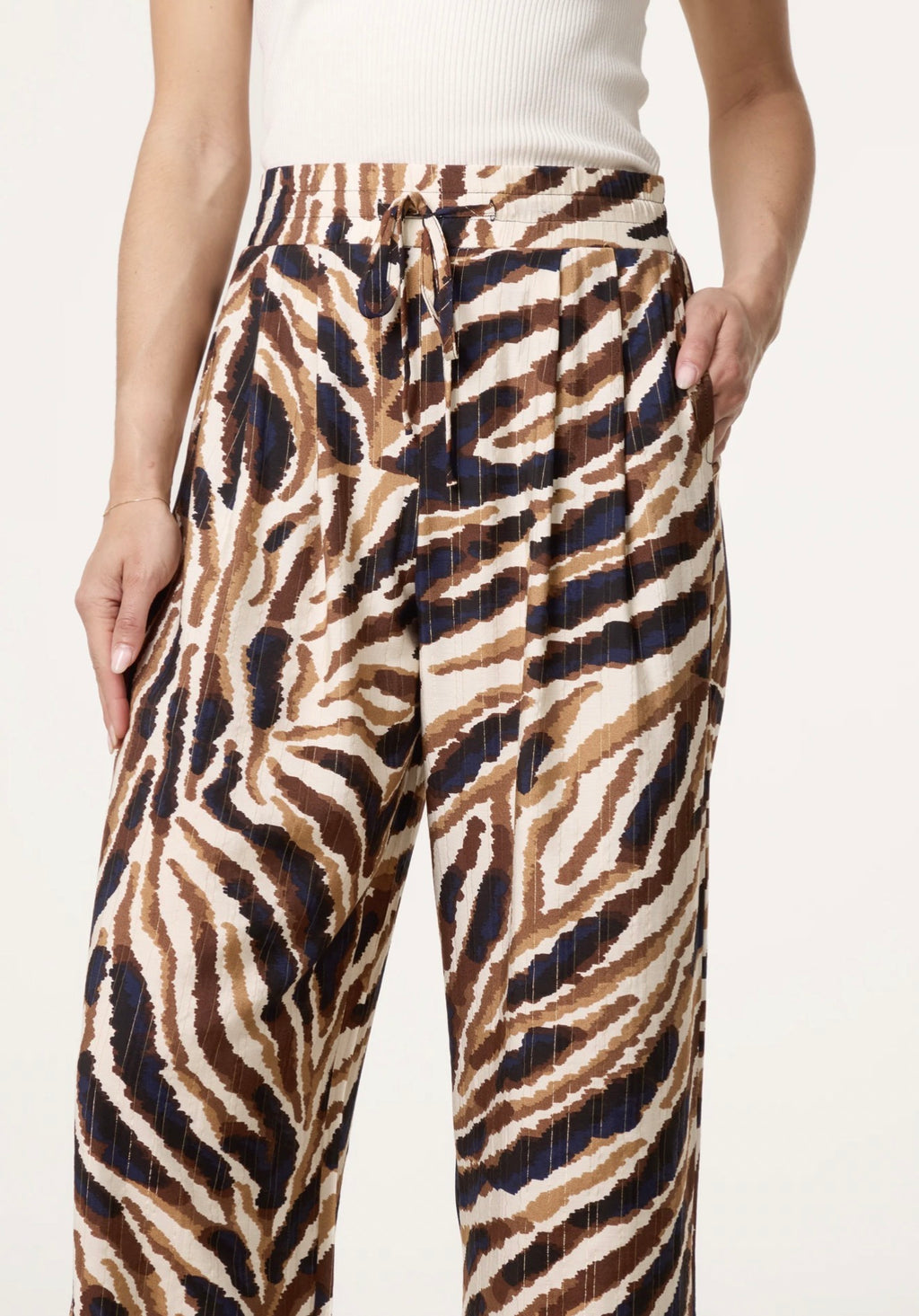 TIGER PRINT WITH METALLIC DETAIL DRAWSTRING WIDE LEG TROUSERS