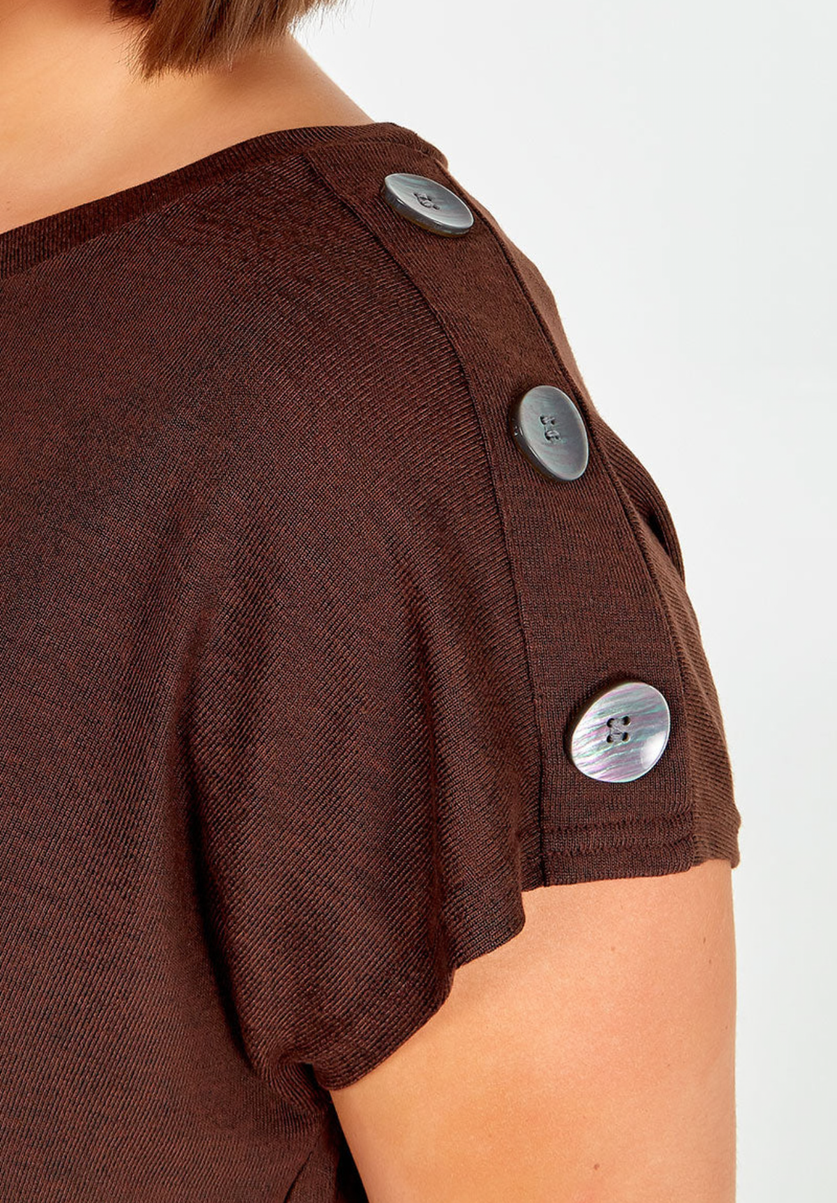 CURVE SHORT SLEEVE BUTTON
SHOULDER TOP