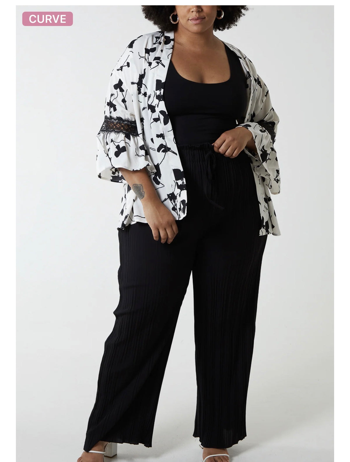 CURVE FLORAL KIMONO LACE TRIM size 18 uk upto 24 uk