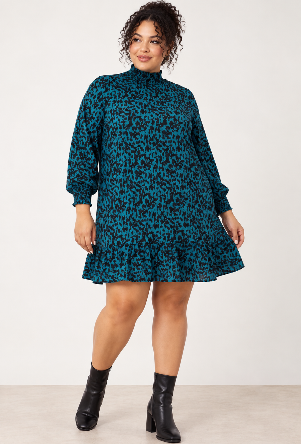 CURVE ABSTRACT ANIMAL PRINT HIGH
NECK MINI SHIFT DRESS